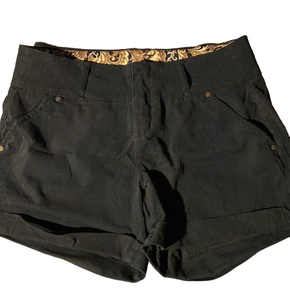 One 5 one black shorts size 8
